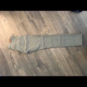 AG Stevie Ankle Slim Straight Ankle Jean